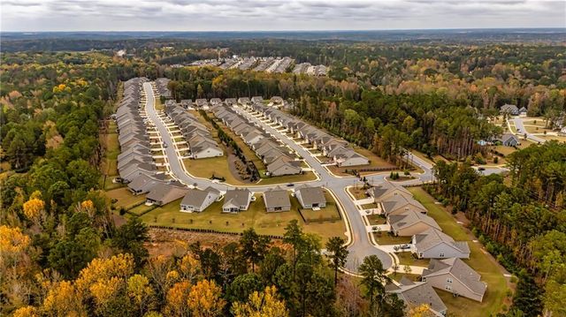 565 Timberbrook Drive, Sharpsburg, GA 30277