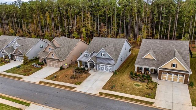 565 Timberbrook Drive, Sharpsburg, GA 30277