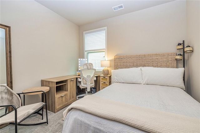 565 Timberbrook Drive, Sharpsburg, GA 30277