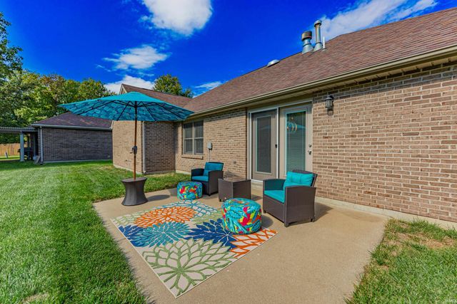 3817 Timber View Drive, Evansville, IN 47715
