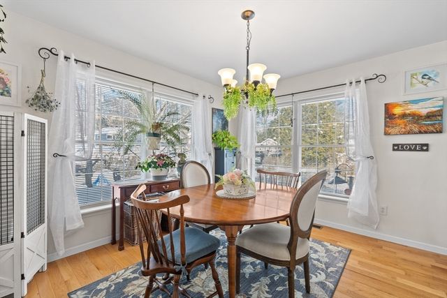 5 Glen Echo Shore Rd, Charlton, MA 01507