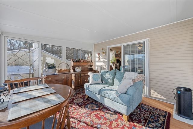 5 Glen Echo Shore Rd, Charlton, MA 01507