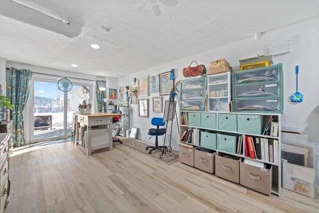 5 Glen Echo Shore Rd, Charlton, MA 01507