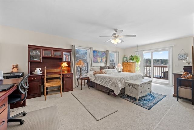 5 Glen Echo Shore Rd, Charlton, MA 01507