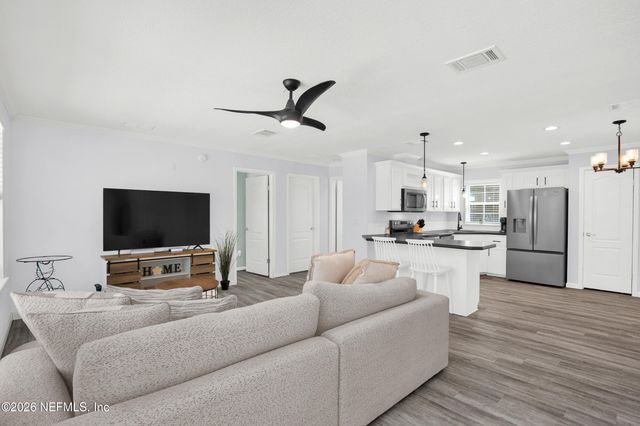 154 ASHLEY LAKE Drive, Melrose, FL 32666