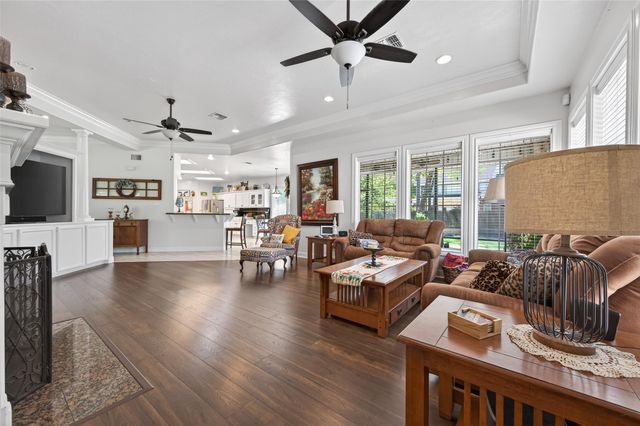 11523 Ripplewind Drive, Montgomery, TX 77356