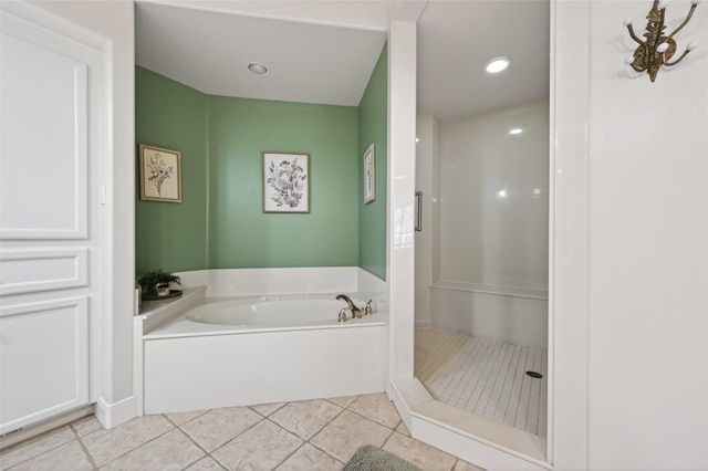 11523 Ripplewind Drive, Montgomery, TX 77356