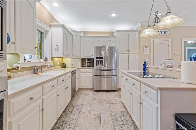 814 Comfort Lane, Jennings, LA 70546