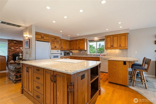 8104 Chehalis Road, Blaine, WA 98230