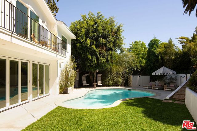 2003 El Cerrito Place, Los Angeles, CA 90068