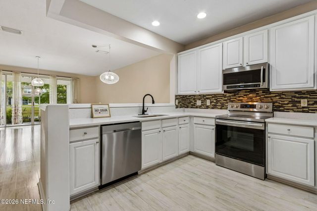 4193 MARBLEWOOD Lane, Jacksonville, FL 32216