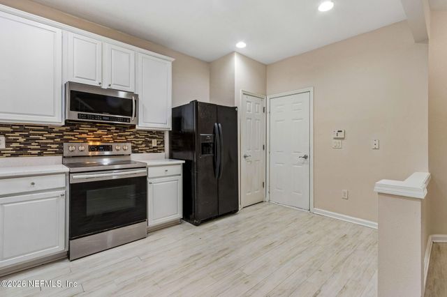 4193 MARBLEWOOD Lane, Jacksonville, FL 32216