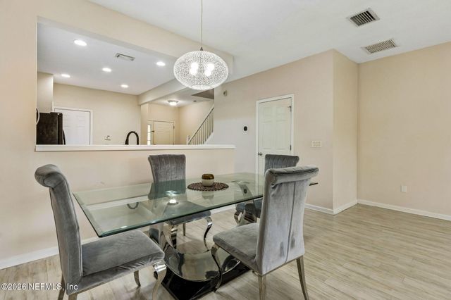 4193 MARBLEWOOD Lane, Jacksonville, FL 32216