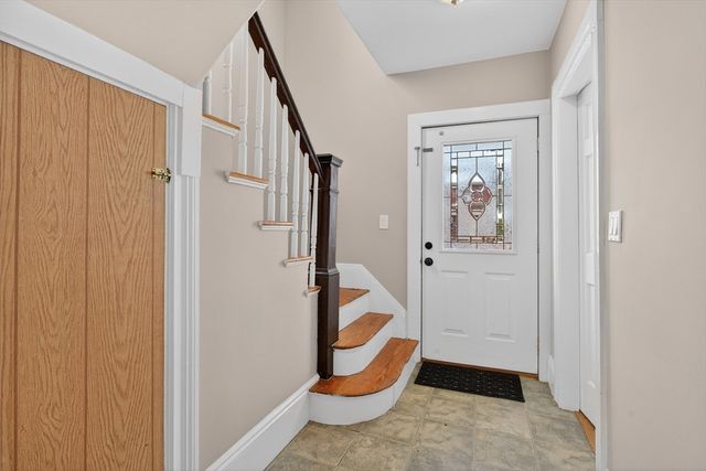 49 Springvale Ave, Lynn, MA 01904