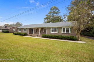 708 Oakdale Avenue, New Bern, NC 28562