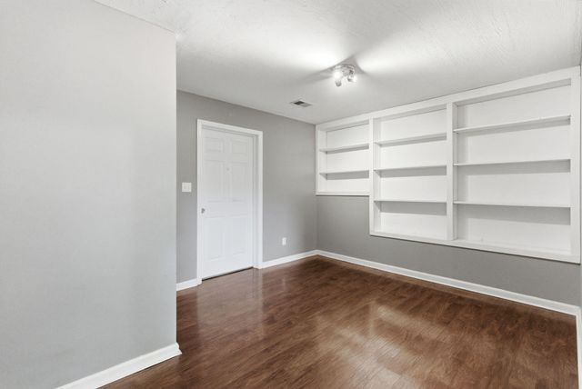 108 Bartlett Court, Berea, KY 40403