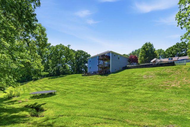 108 Bartlett Court, Berea, KY 40403