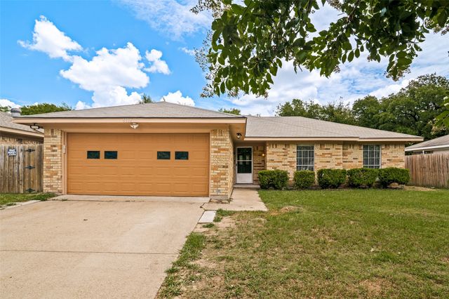 4804 Platte Drive, Balch Springs, TX 75180