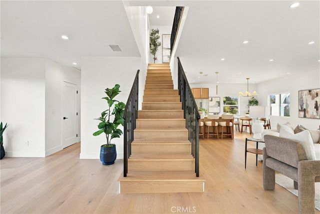 205 Via Los Altos, Redondo Beach, CA 90277