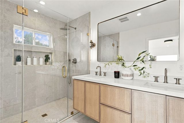 205 Via Los Altos, Redondo Beach, CA 90277