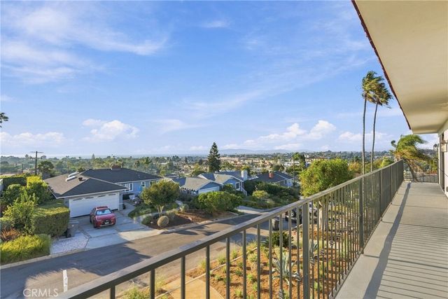 205 Via Los Altos, Redondo Beach, CA 90277