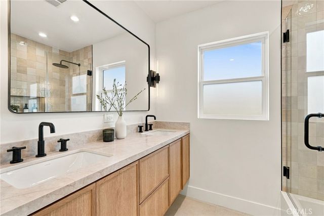 205 Via Los Altos, Redondo Beach, CA 90277