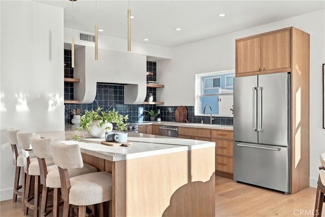 205 Via Los Altos, Redondo Beach, CA 90277