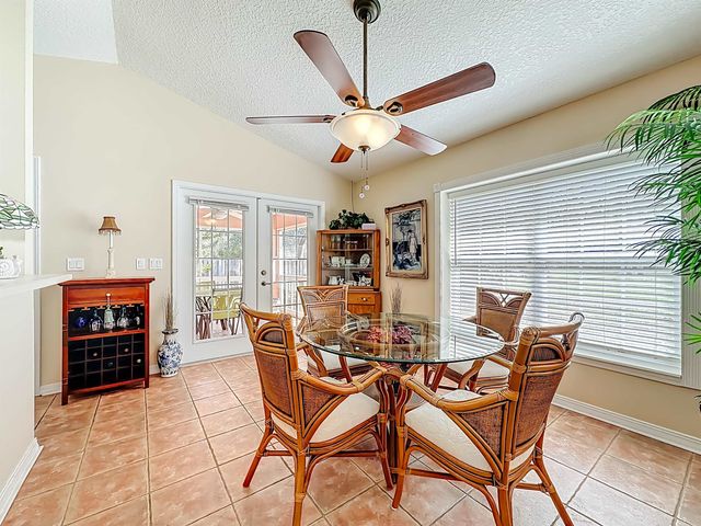 39 S Whitney St, St Augustine, FL 32084