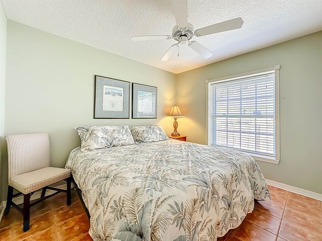 39 S Whitney St, St Augustine, FL 32084