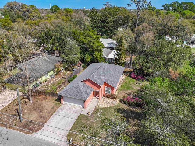 39 S Whitney St, St Augustine, FL 32084