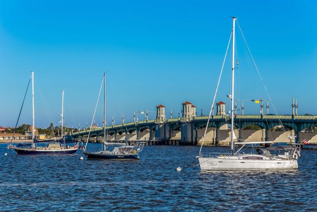 39 S Whitney St, St Augustine, FL 32084