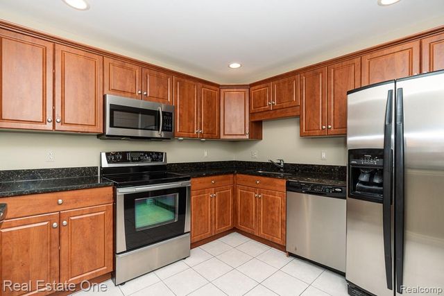 1113 N Old Woodward Avenue 38, Birmingham, MI 48009