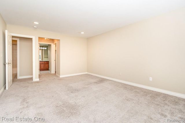 1113 N Old Woodward Avenue 38, Birmingham, MI 48009
