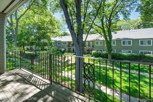 1113 N Old Woodward Avenue 38, Birmingham, MI 48009