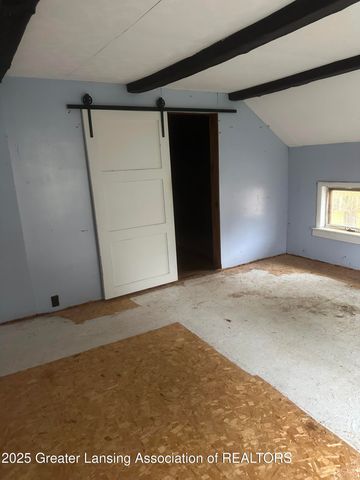 9469 Rossman Highway, Eaton Rapids, MI 48827