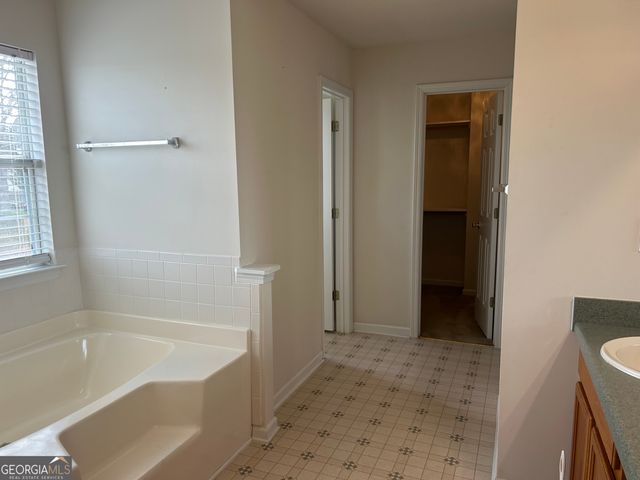 2224 Eagles Nest Circle, Decatur, GA 30035