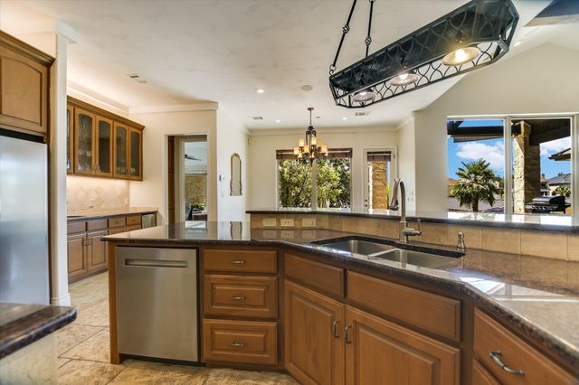 113 Wennmohs PL, Horseshoe Bay, TX 78657