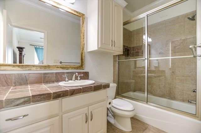 113 Wennmohs PL, Horseshoe Bay, TX 78657