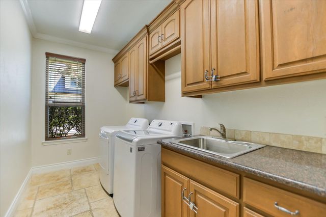 113 Wennmohs PL, Horseshoe Bay, TX 78657