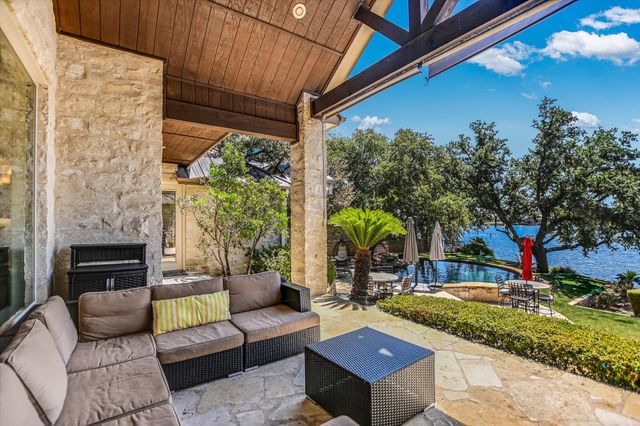113 Wennmohs PL, Horseshoe Bay, TX 78657