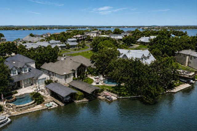 113 Wennmohs PL, Horseshoe Bay, TX 78657
