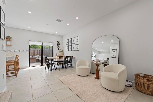 22961 SW 99th Ave, Cutler Bay, FL 33190
