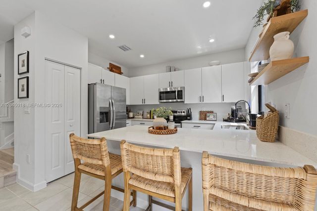 22961 SW 99th Ave, Cutler Bay, FL 33190