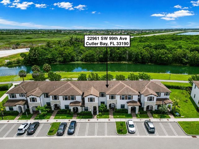 22961 SW 99th Ave, Cutler Bay, FL 33190