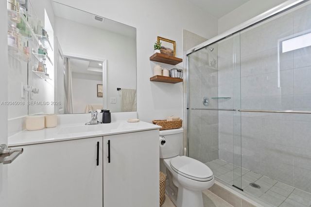 22961 SW 99th Ave, Cutler Bay, FL 33190