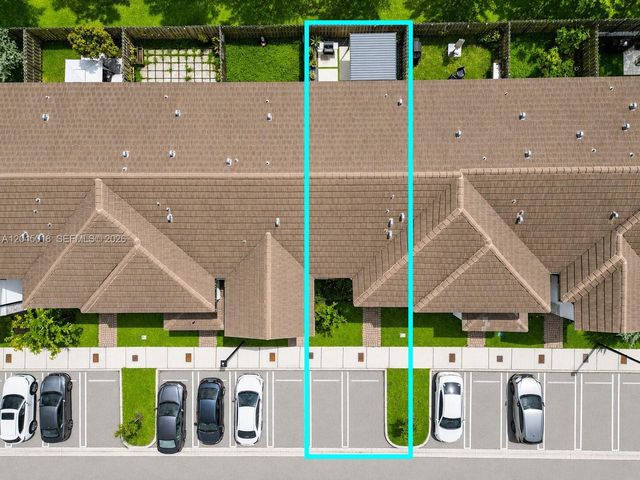 22961 SW 99th Ave, Cutler Bay, FL 33190