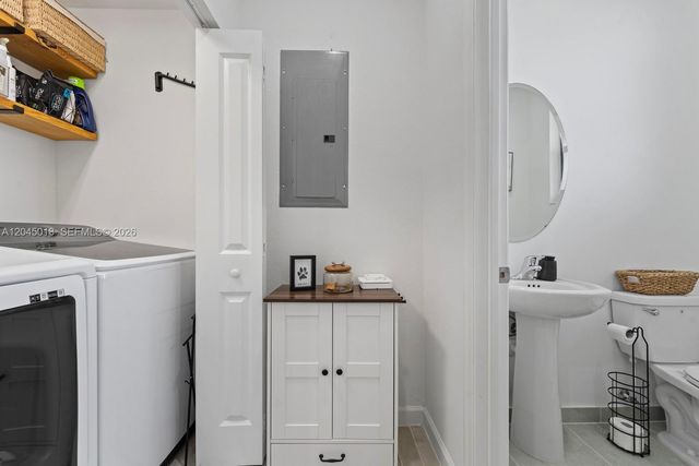 22961 SW 99th Ave, Cutler Bay, FL 33190