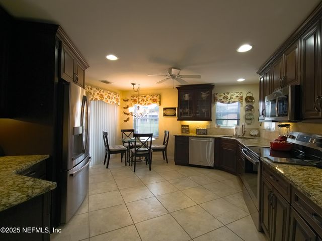 19 SAN RAFAEL Court, Palm Coast, FL 32137