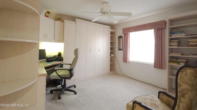 19 SAN RAFAEL Court, Palm Coast, FL 32137