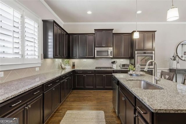 965 Thibideau Court, Atlanta, GA 30328